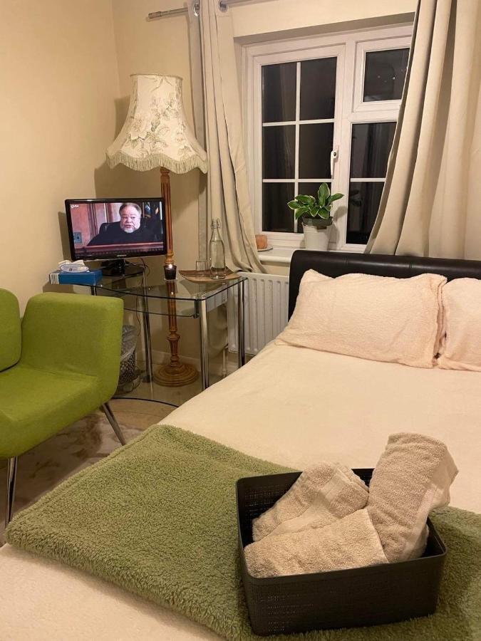 Cozy Homestay 克罗伊登 外观 照片