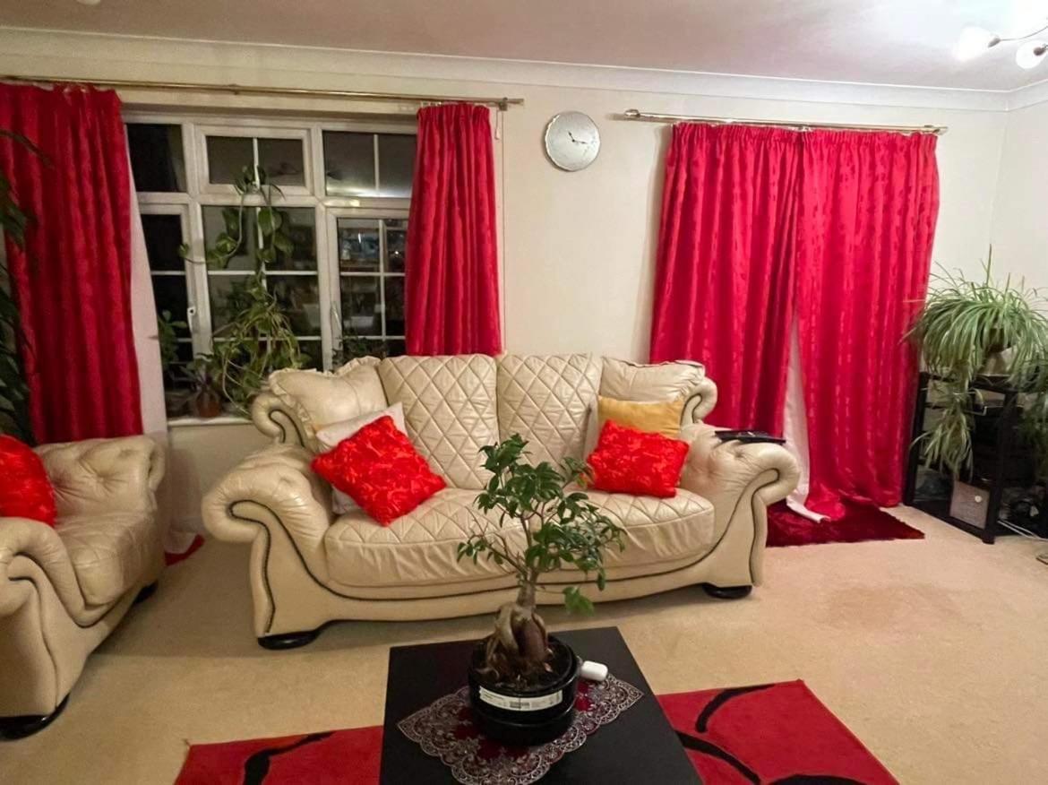 Cozy Homestay 克罗伊登 外观 照片