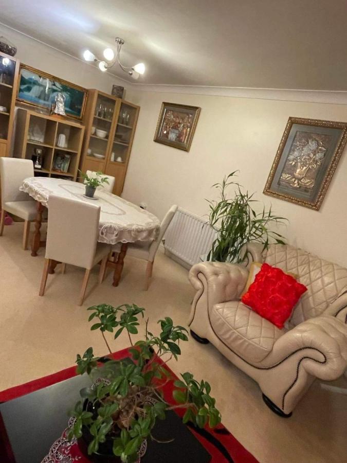 Cozy Homestay 克罗伊登 外观 照片