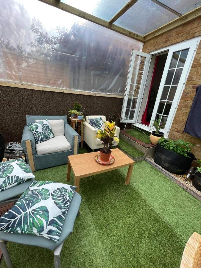 Cozy Homestay 克罗伊登 外观 照片